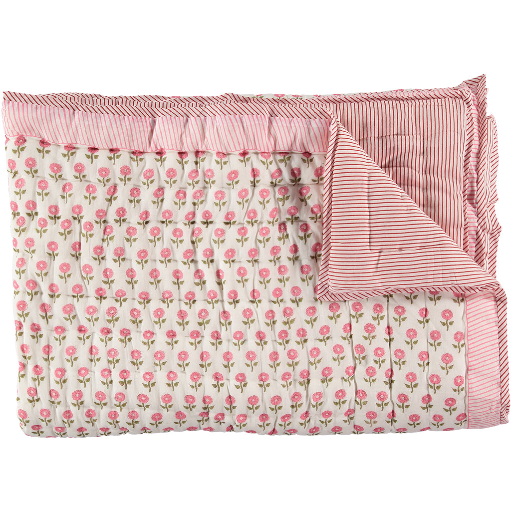 Pink Daisy Quilt