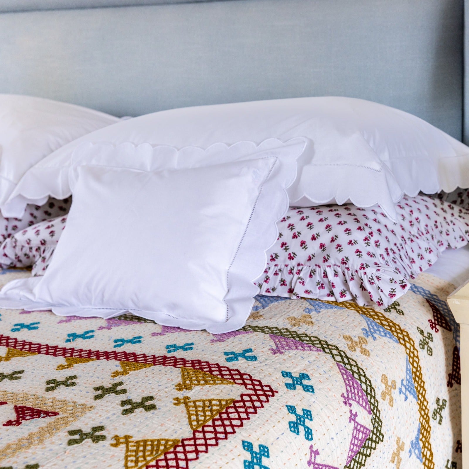 White Scallop Pillowcase